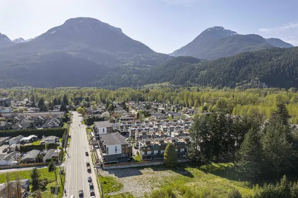 39767 Government RD #103, Squamish, BC V8B 0G3