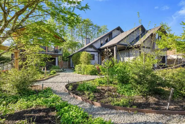 41281 Meadow AVE, Squamish, BC V0N 1T0