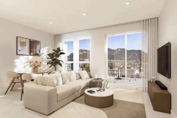 38028 Third AVE #422, Squamish, BC V8B 0B3