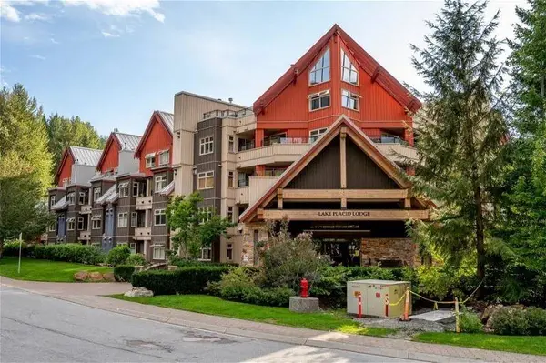 2050 Lake Placid RD #207, Whistler, BC V8E 0A8