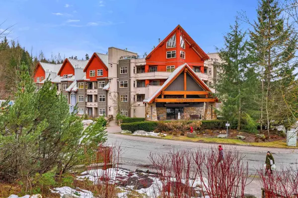 2050 Lake Placid RD #207, Whistler, BC V8E 0A8