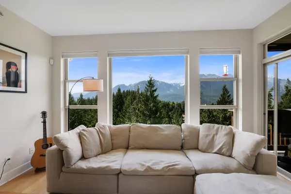 1024 Glacier View DR #11, Squamish, BC V8B 0G1