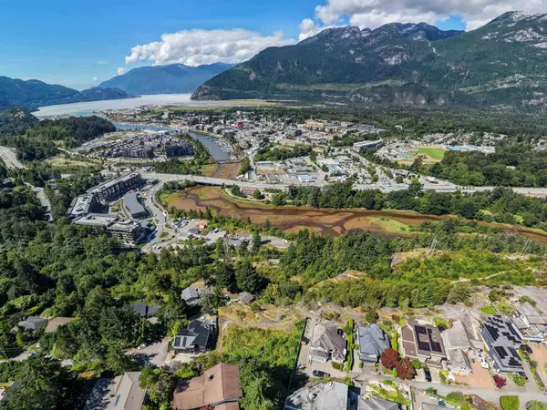 38297 View PL #5, Squamish, BC V8B 0C8