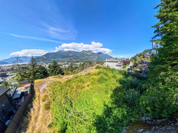 38297 View PL #6, Squamish, BC V8B 0C8