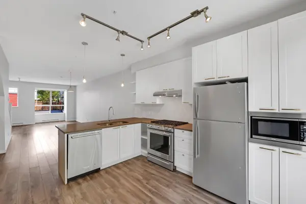 1210 Granite DR, Squamish, BC V8B 0V9
