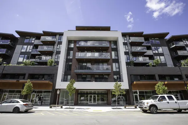 37881 Cleveland AVE #314, Squamish, BC V8B 0Z7