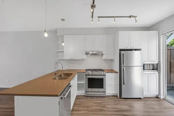 1210 Granite DR, Squamish, BC V8B 0V9