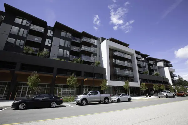 37881 Cleveland AVE #314, Squamish, BC V8B 0Z7