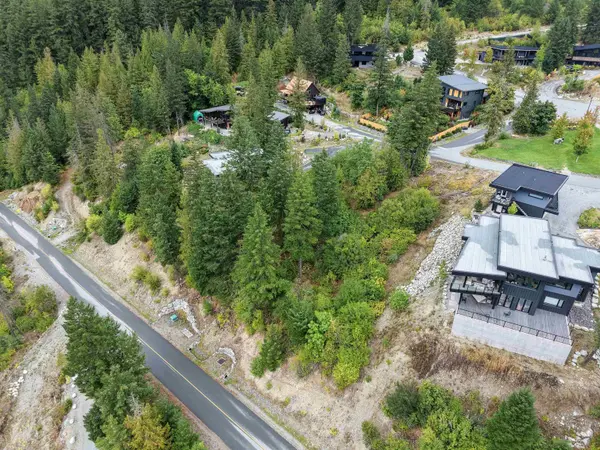 1709 Wishbone CT, Squamish, BC V0N 2L3