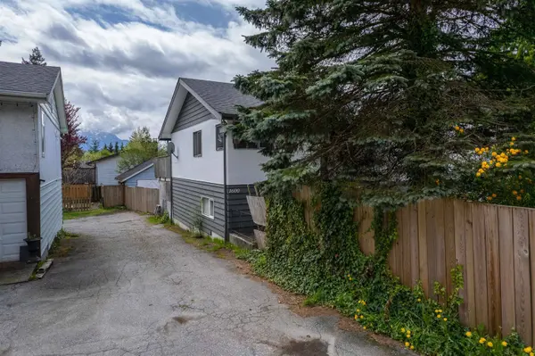1600 Depot RD, Squamish, BC V0N 1H0