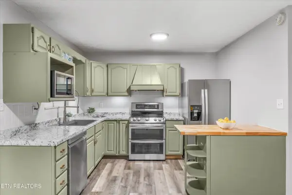 6524 Garwood CIR, Knoxville, TN 37918