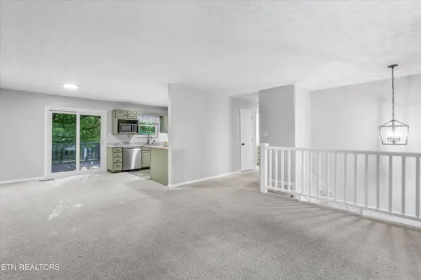 6524 Garwood CIR, Knoxville, TN 37918