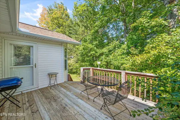 330 Carriage DR, Crossville, TN 38555