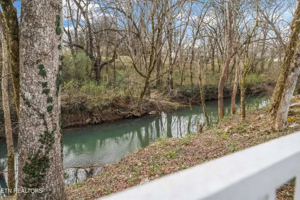 431 Kingsley CT, Maryville, TN 37804