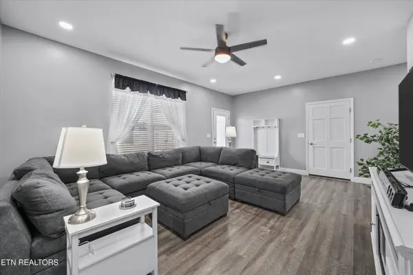 431 Kingsley CT, Maryville, TN 37804
