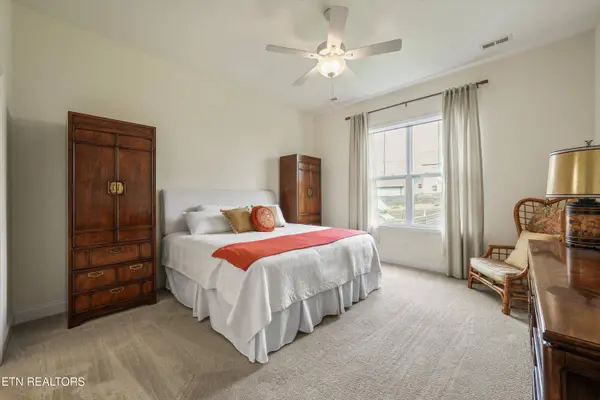 1139 Belle Pond Ave, Knoxville, TN 37932