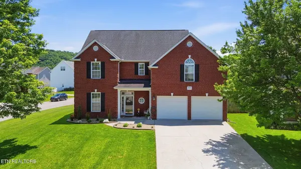6949 Wyndham Pointe LN, Knoxville, TN 37931