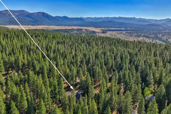 10847 Royal Crest Drive, Truckee, CA 96161