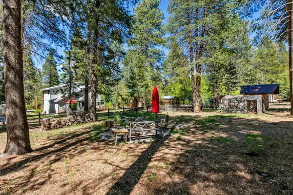 10494 Iris Road, Truckee, CA 96161