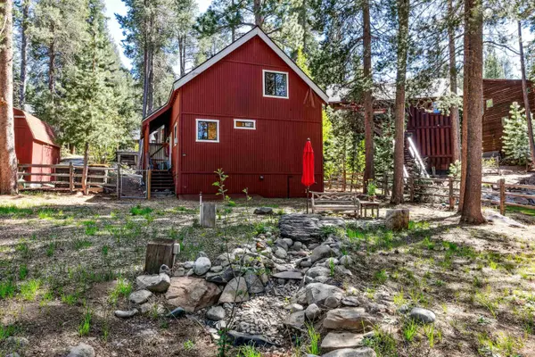 10494 Iris Road, Truckee, CA 96161