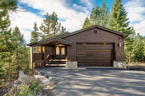 12391 Stockholm Way, Truckee, CA 96161