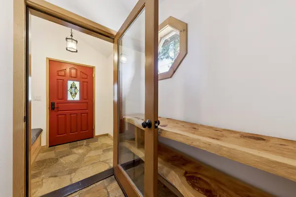 11054 Whitehorse Road, Truckee, CA 96161