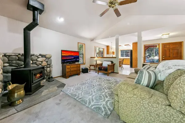 11511 Rhineland Avenue, Truckee, CA 96161