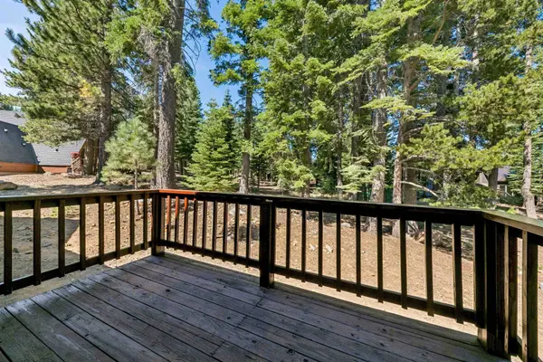 11511 Rhineland Avenue, Truckee, CA 96161