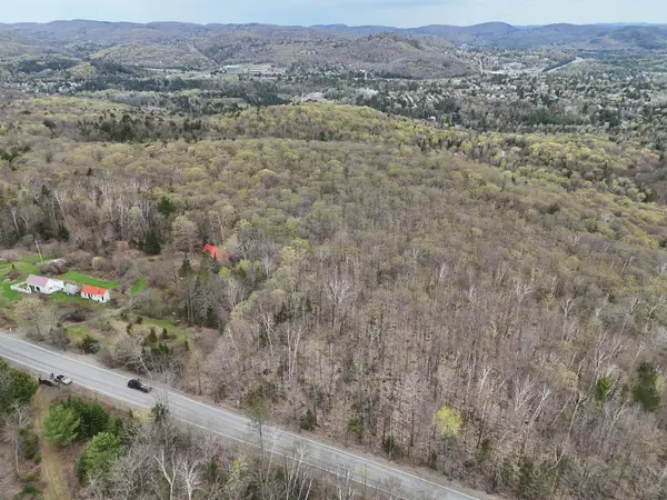 Ch. de la Montagne, Piedmont, QC J0R1K0