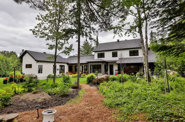 1547 Rue James-Guitet, Val-david, QC J0T2N0