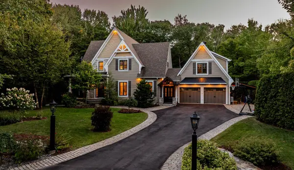 402 Rue du Clos-du-Meunier, Prévost, QC J0R1T0