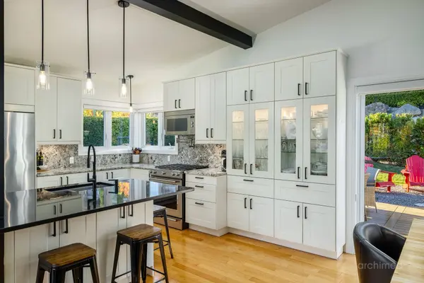 711 Rue Principale, Saint-sauveur, QC J0R1R3