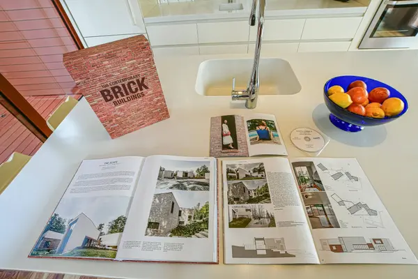 60 Rue des Feux-Follets, Morin-heights, QC J0R1H0