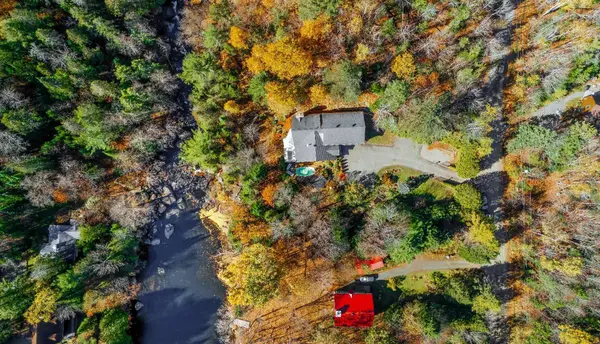 4342 Rue des Engoulevents, Sainte-adèle, QC J8B3J8