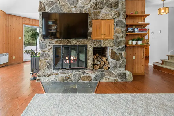 523 Av. de l'Église, Saint-sauveur, QC J0R1R7