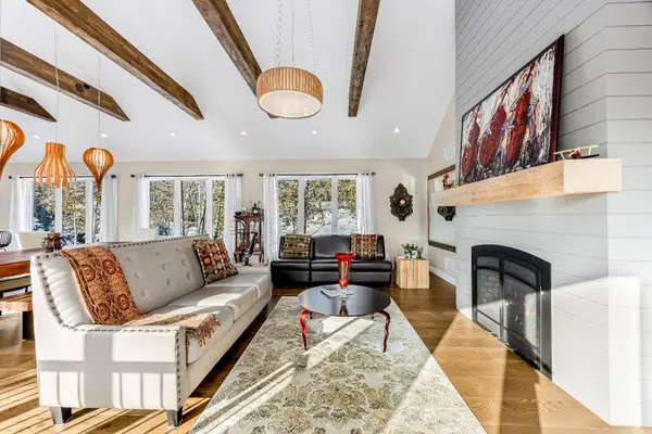 92 Rue Carver, Morin-heights, QC J0R1H0