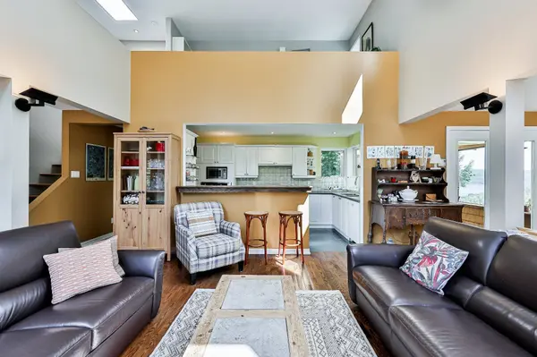 33 310e Avenue, Saint-hippolyte, QC J8A2W8