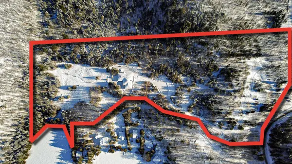 335 Ch. Tamaracouta, Mille-isles, QC J0R1A0