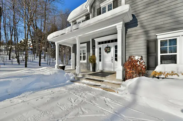 592 Ch. St-Germain, Prévost, QC J0R1T0