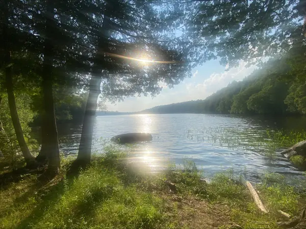 335 Ch. Tamaracouta, Mille-isles, QC J0R1A0