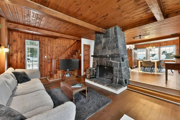 81 Av. Chartier, Saint-sauveur, QC J0R1R4