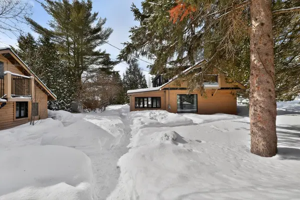 2398 Rue St-André, Val-david, QC J0T2N0