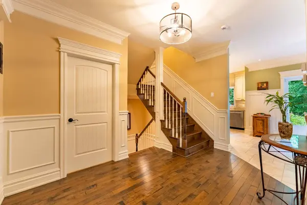 319 Rue du Havre, Saint-colomban, QC J5K2V8