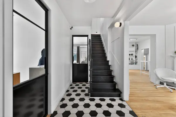 36 Av. Filion, Saint-sauveur, QC J0R1R0