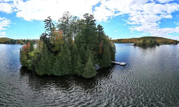 Lac-des-Quatorze-Îles #ÎLE O, Saint-hippolyte, QC J8A3N4