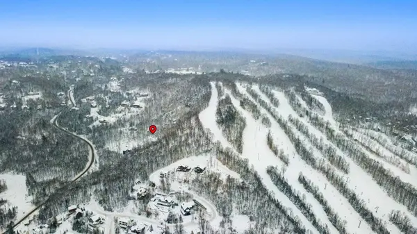 601 Ch. du Lac-Millette, Saint-sauveur, QC J0R1R3