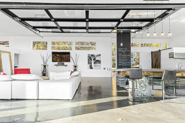 601 Ch. du Lac-Millette, Saint-sauveur, QC J0R1R3