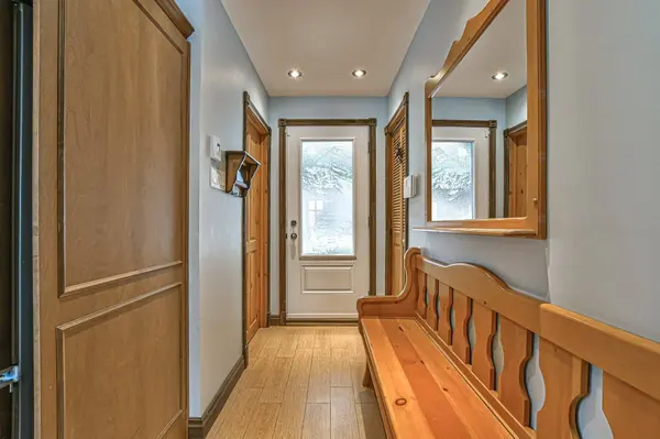 242 Rue du Lac-Clair, Sainte-marguerite-du-lac-masson, QC J0T1L0