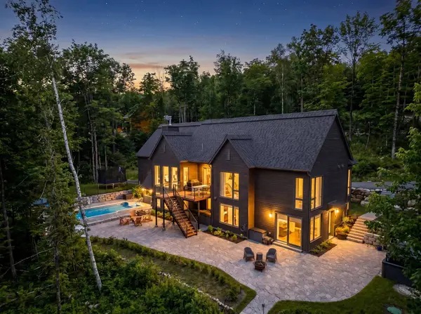 425 Ch. de l'Héritage, Saint-sauveur, QC J0R1R4