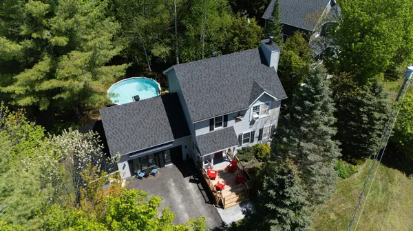 1340 -1340A Rue du Clos-Frantin, Prévost, QC J0R1T0
